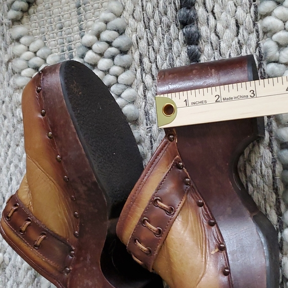 Y2K 90's Curfew Sedona Wooden Heel Studed Clogs Leather Women's Sz 10M Brazil - Picture 7 of 13